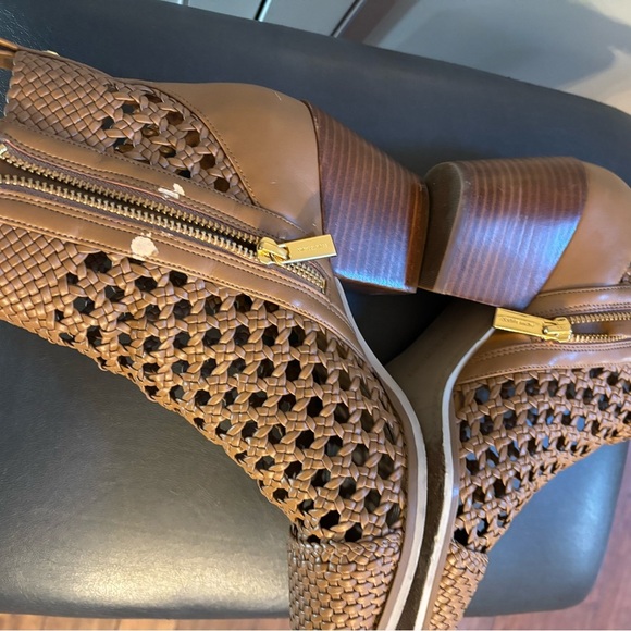MICHAEL MICHAEL KORS Augustine Woven Ankle Boot Size 8.5 MSRP: $250.00 - Picture 2 of 8